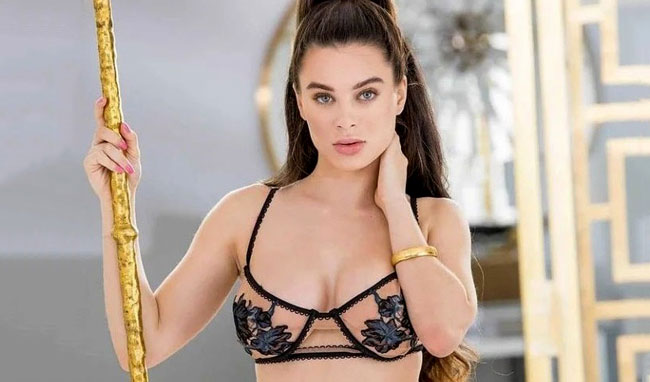 Brief overview of Lana Rhoades